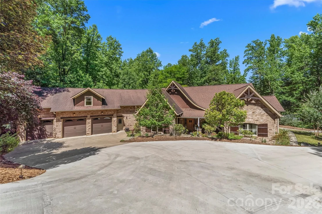 Photo of 1313 High Trail Drive