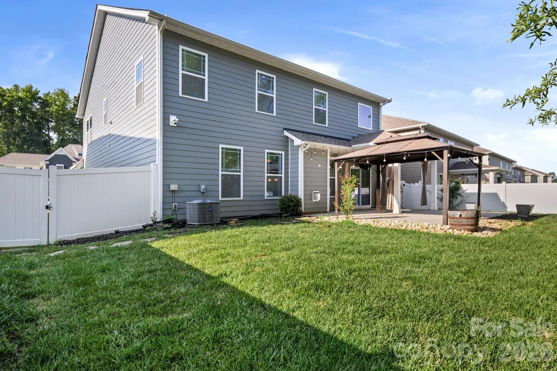 Photo of 695 Belle Grove Drive
