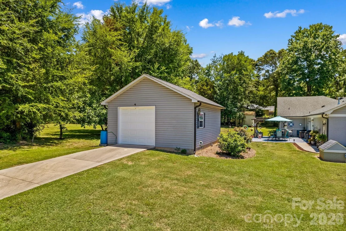 Photo of 465 Bonanza Drive