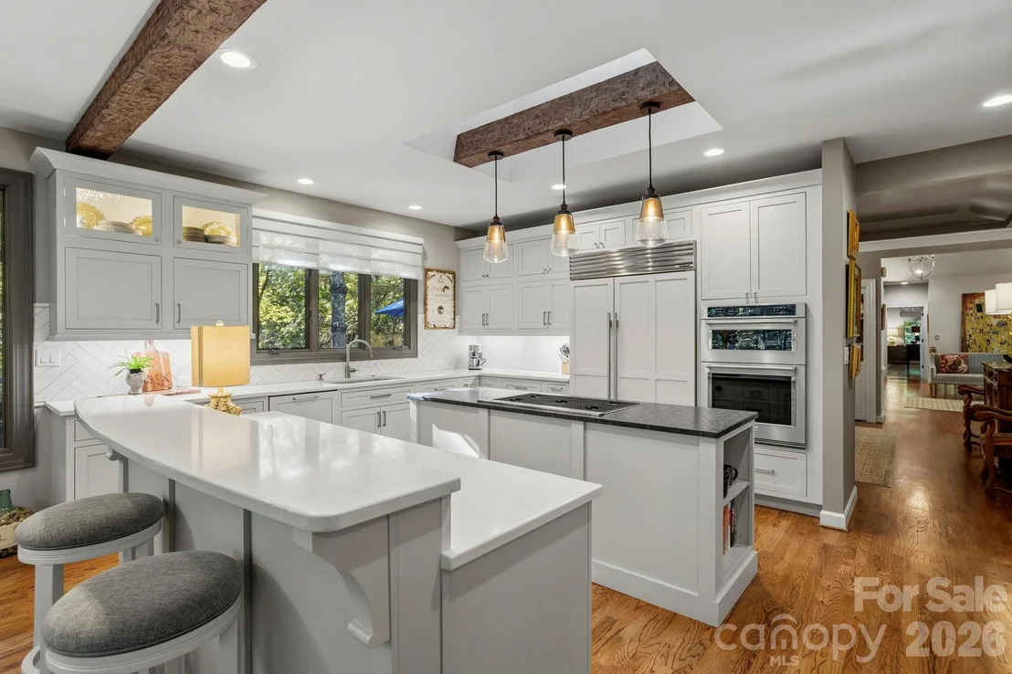 Photo of 308 Kenmure Drive