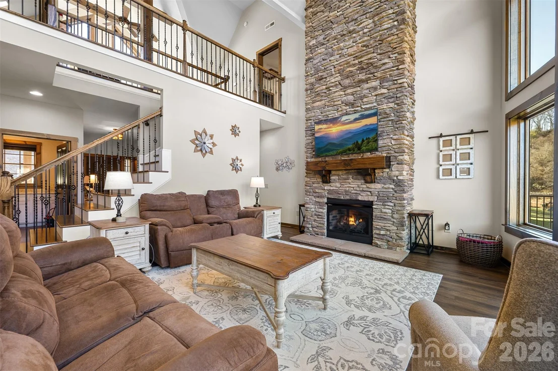 Photo of 446 Green Meadows Drive