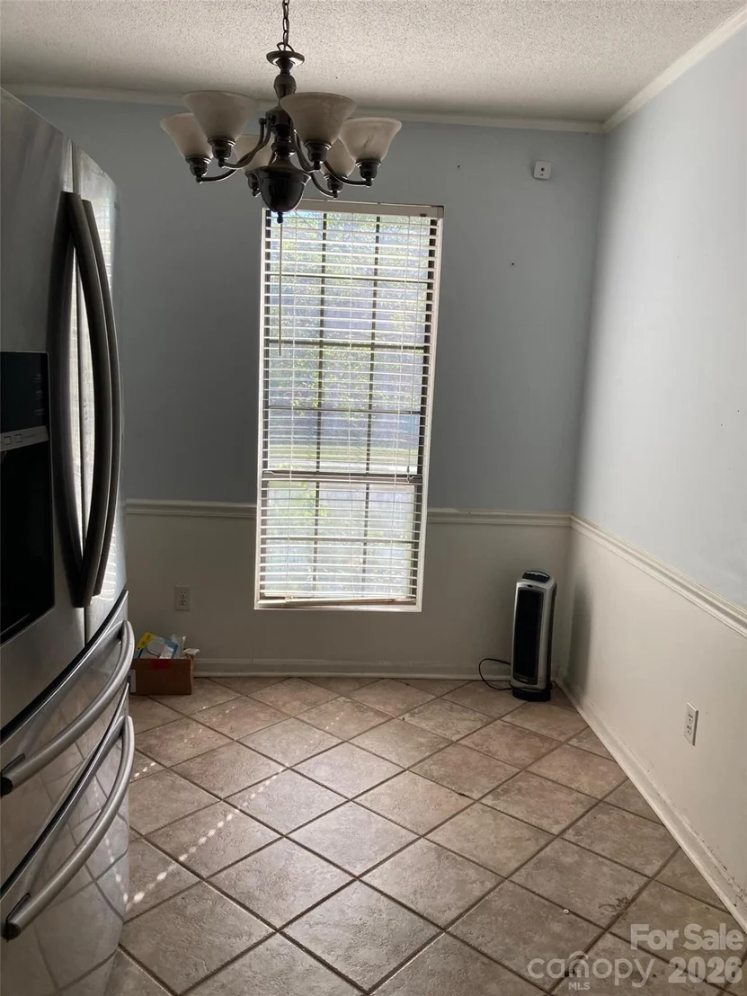 Photo of 526 Hillcrest Drive