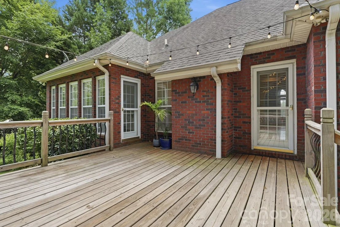 Photo of 1366 Crown Ridge Drive