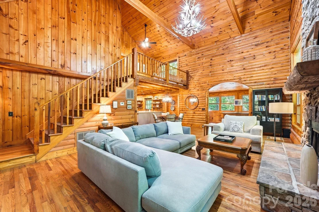 Photo of 16 Shadow Brook Drive