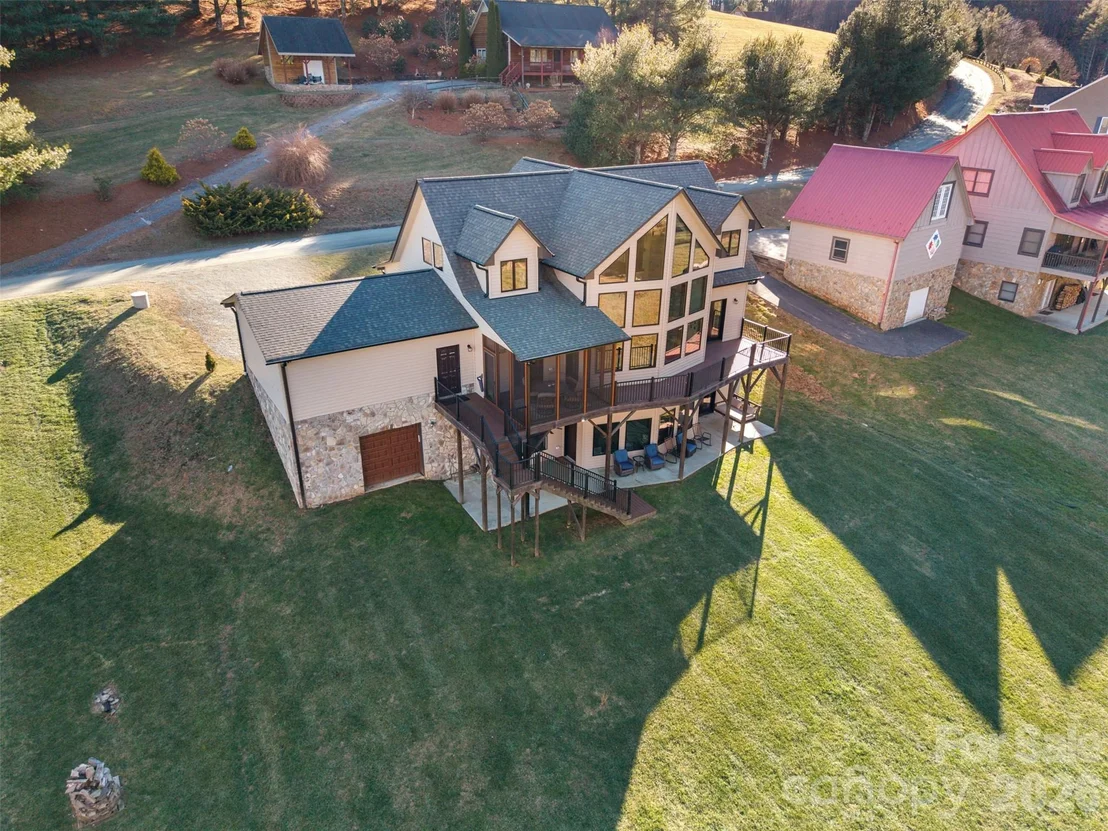 Photo of 446 Green Meadows Drive