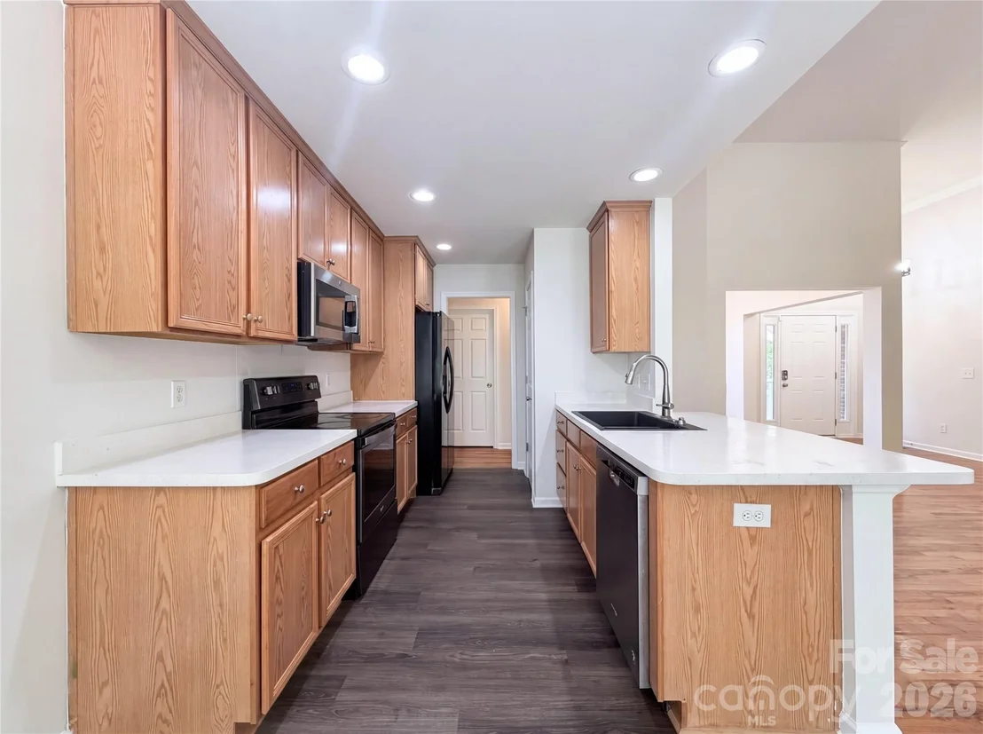 Photo of 301 River Birch Circle