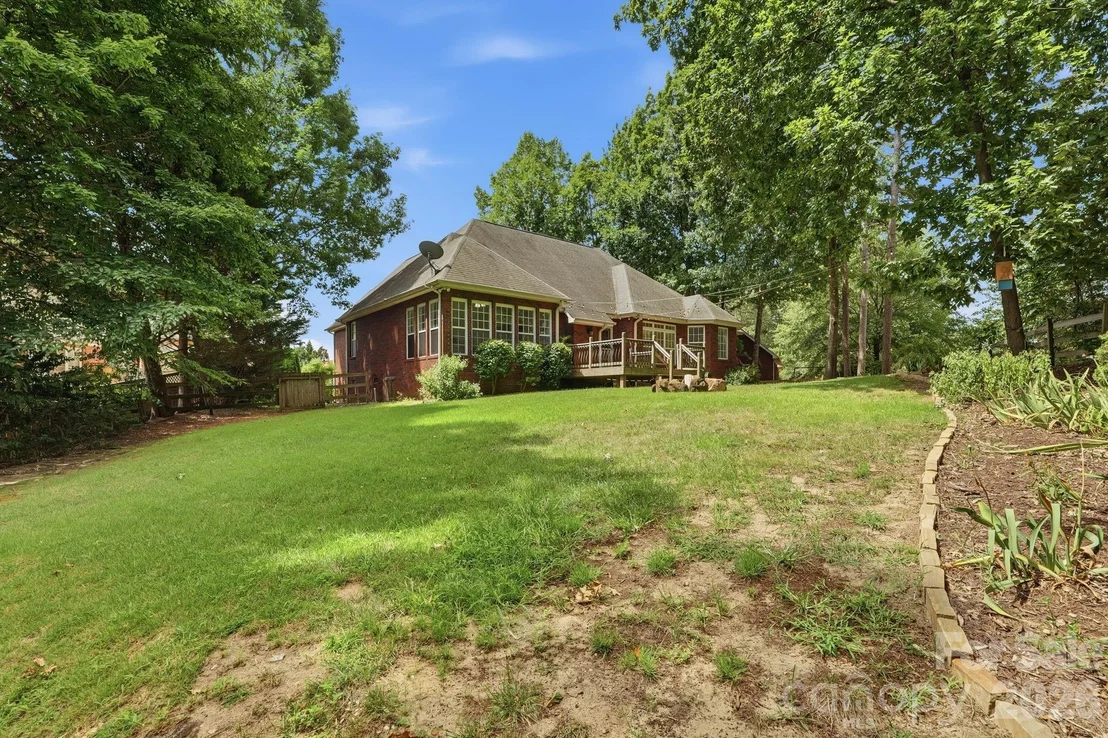 Photo of 1366 Crown Ridge Drive