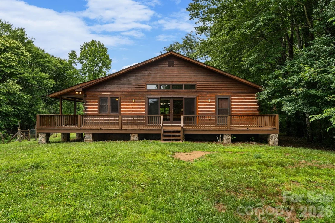 Photo of 633 Wilson Lane