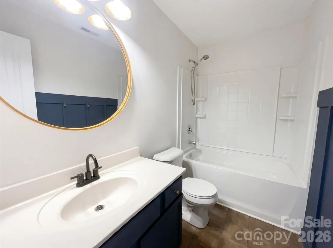 Photo of 1328 Centennial Drive