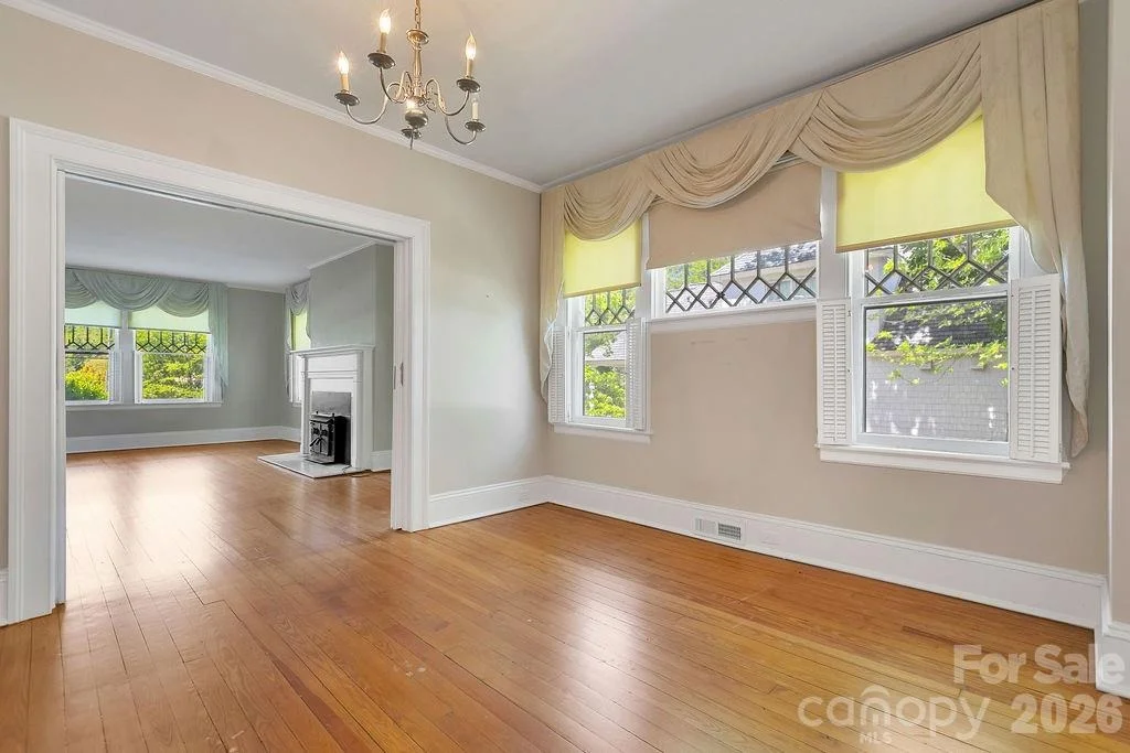 Photo of 208 Probart Street