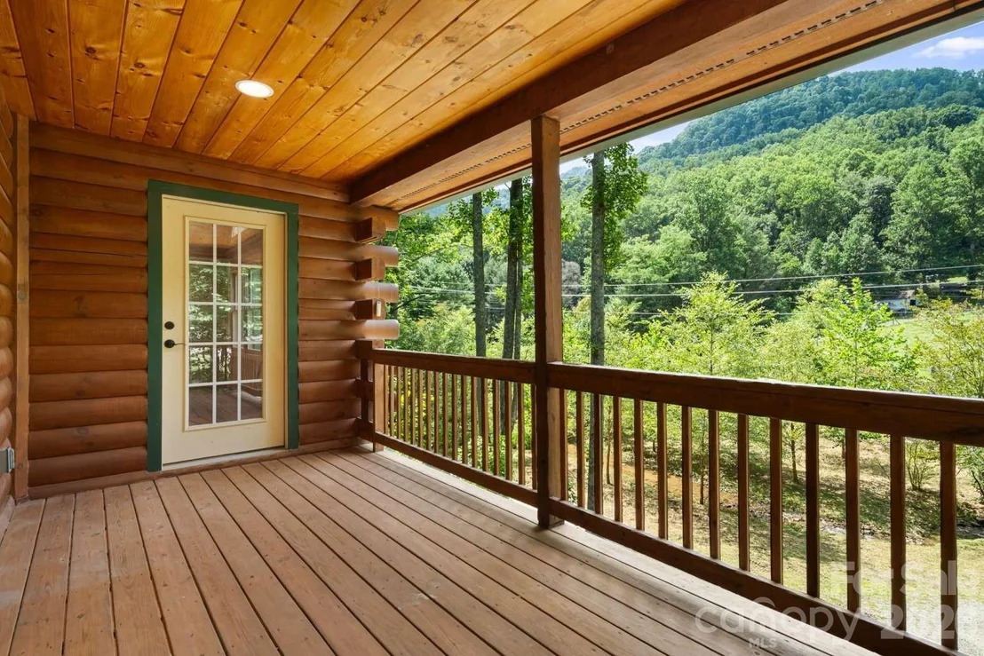 Photo of 382 Paint Fork Road