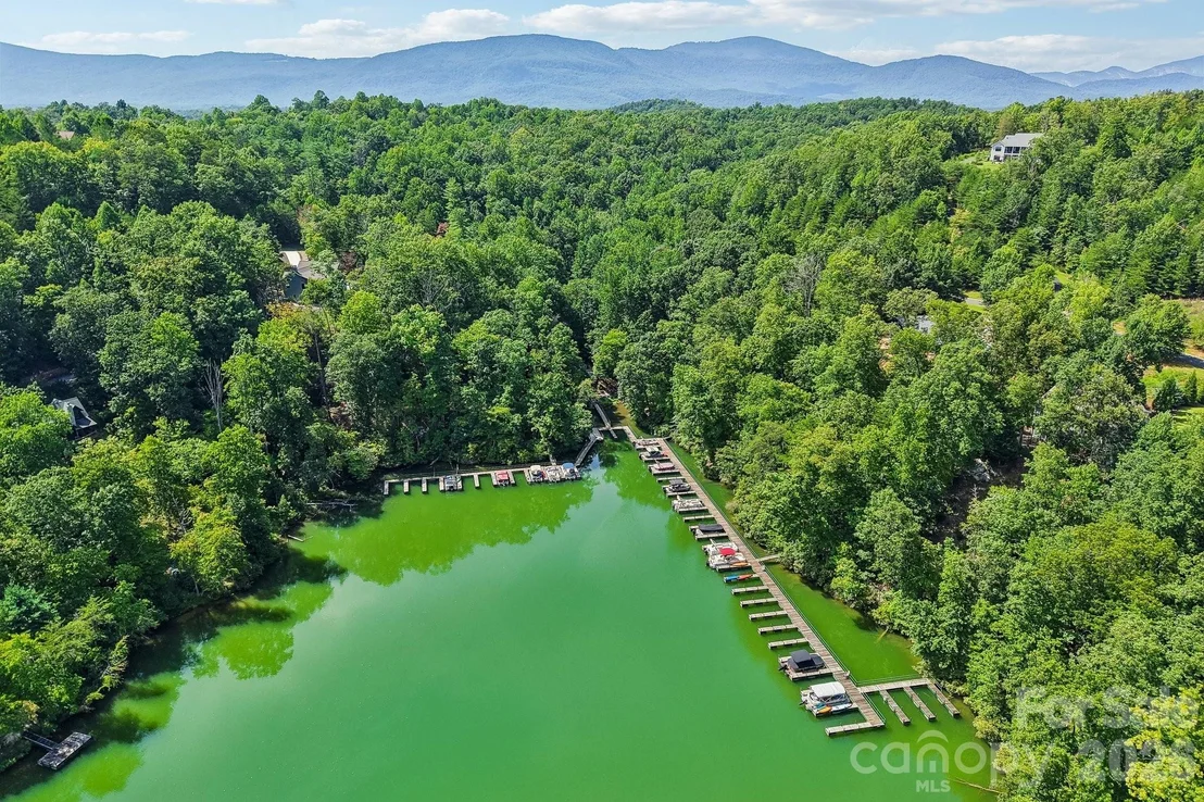 Photo of 35 Mountain Parkway