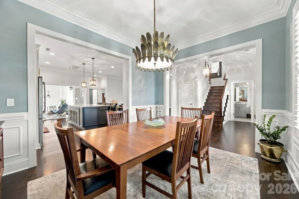 Photo of 720 Loretto Lane