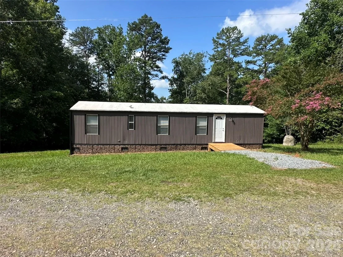Photo of 285 Cold Springs Road