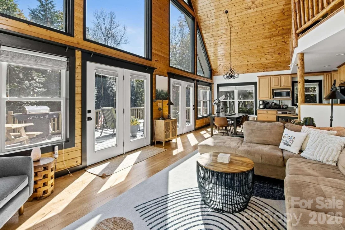 Photo of 19 Holly Crest Lane