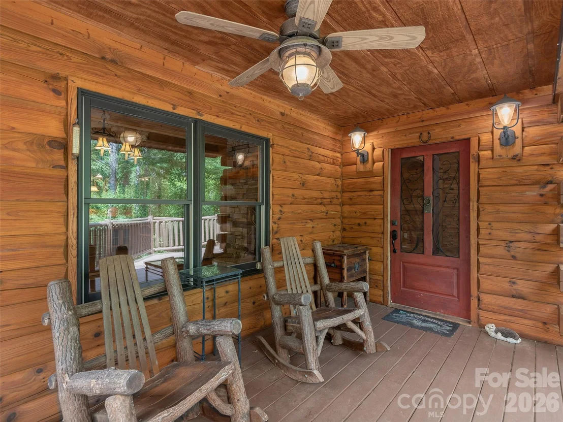 Photo of 413 Green Hills Road