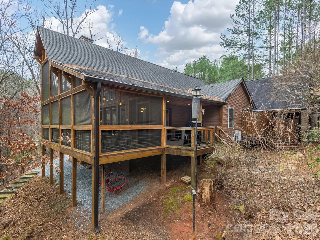 Photo of 201 Hawk Ridge Drive