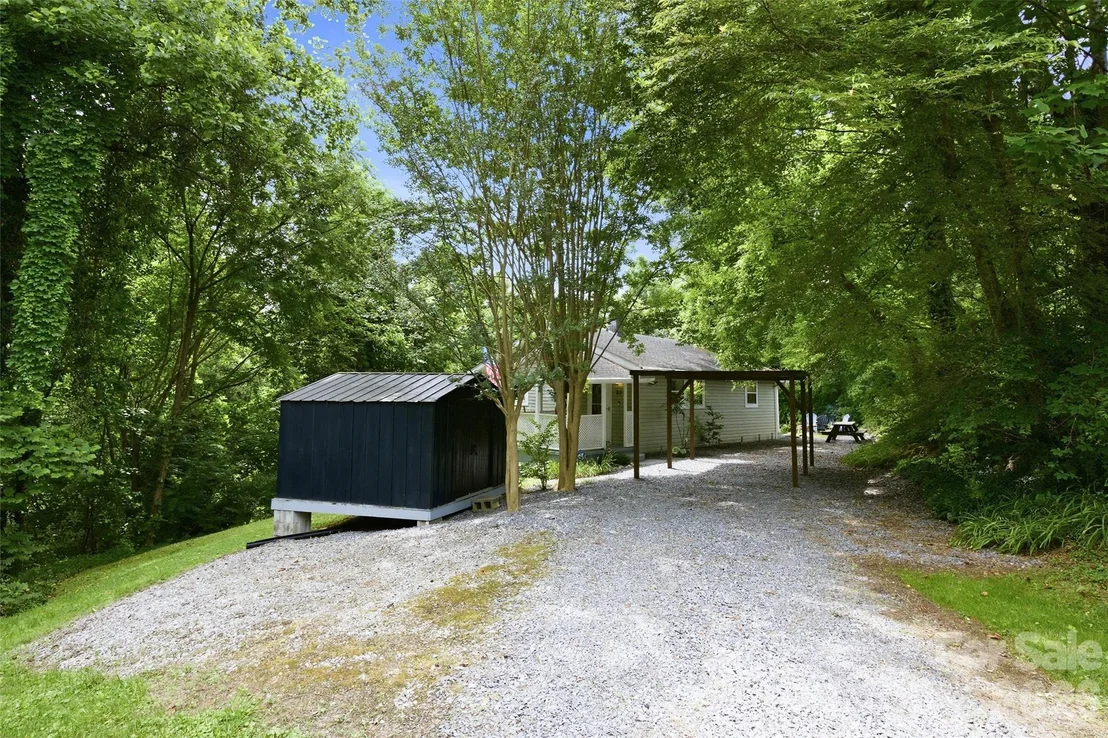 Photo of 83 E View Street