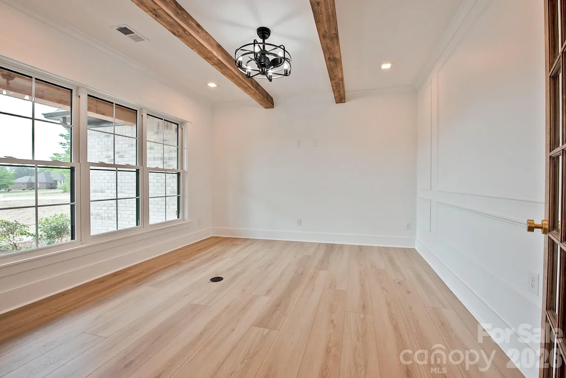 Photo of 935 Lake Wright Road
