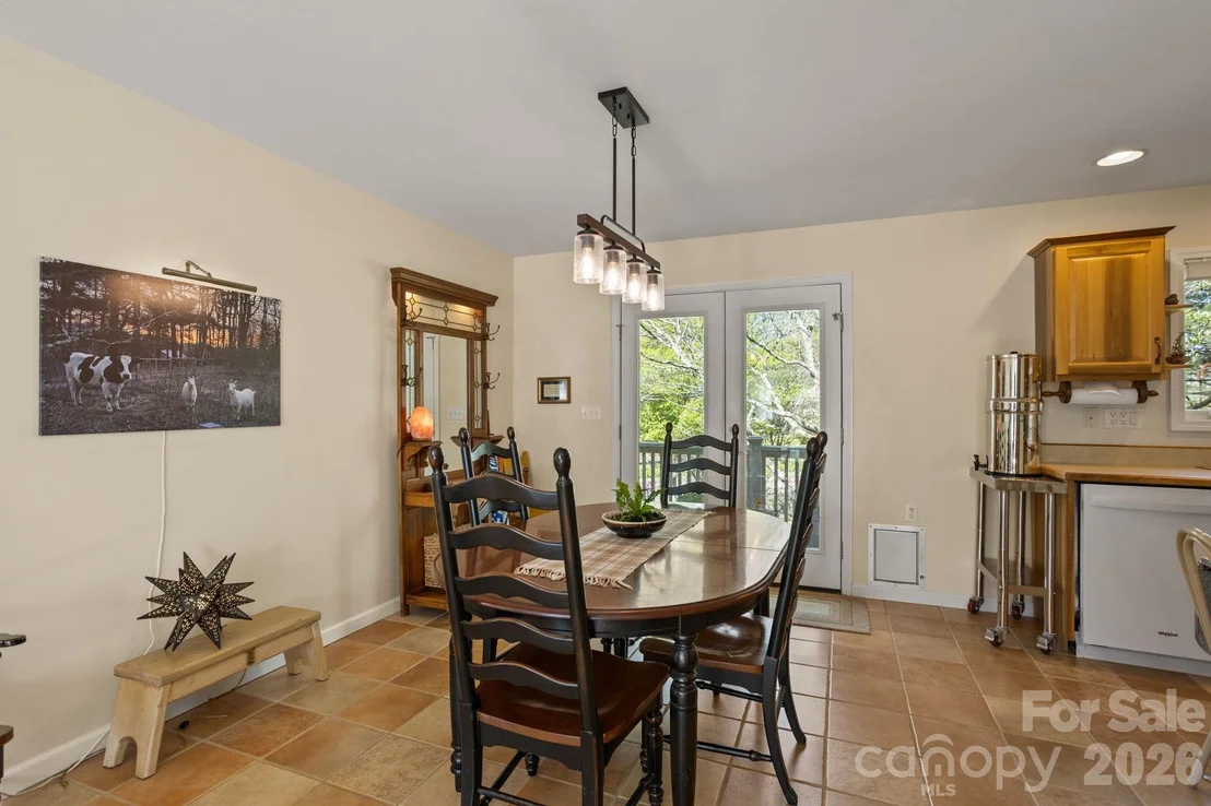 Photo of 367 Crescent Street