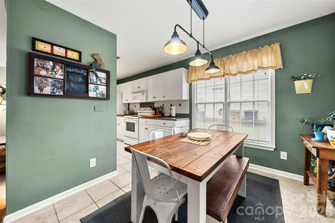 Photo of 4614 Capstone Drive