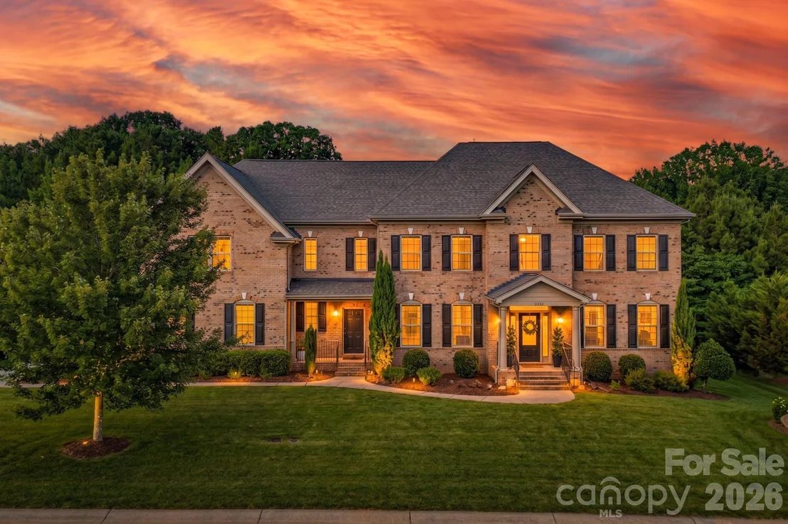 Photo of 3083 Twin Lakes Drive