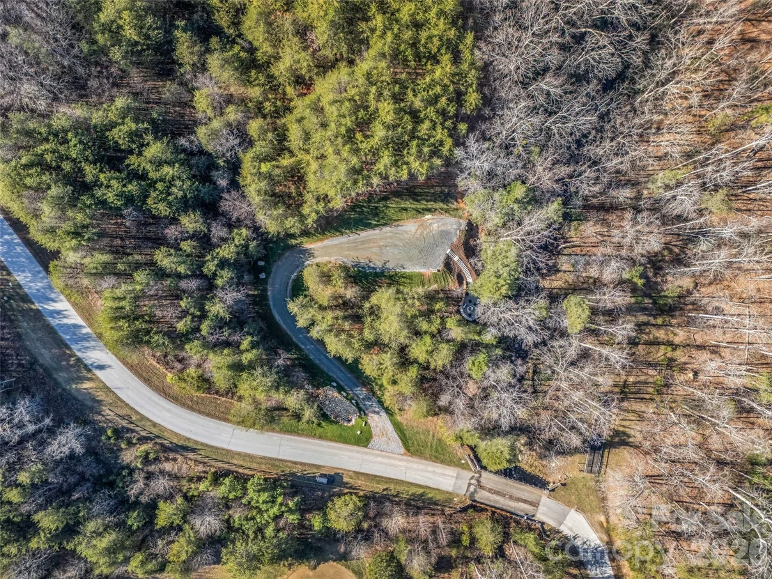 Photo of 61 Deep Gap Farm Road E