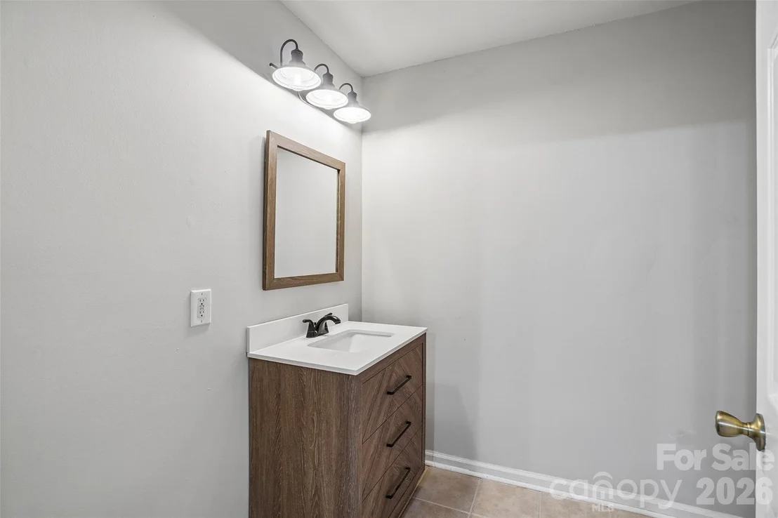Photo of 19 Jupiter Heights