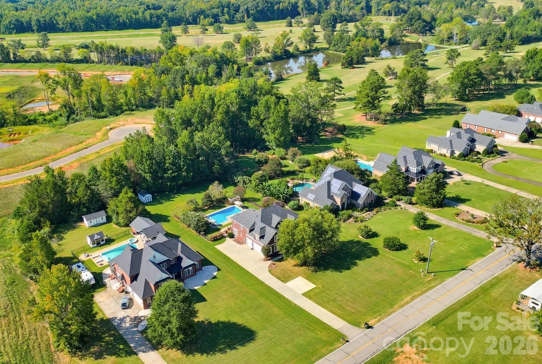 Photo of 1177 Springlake Road