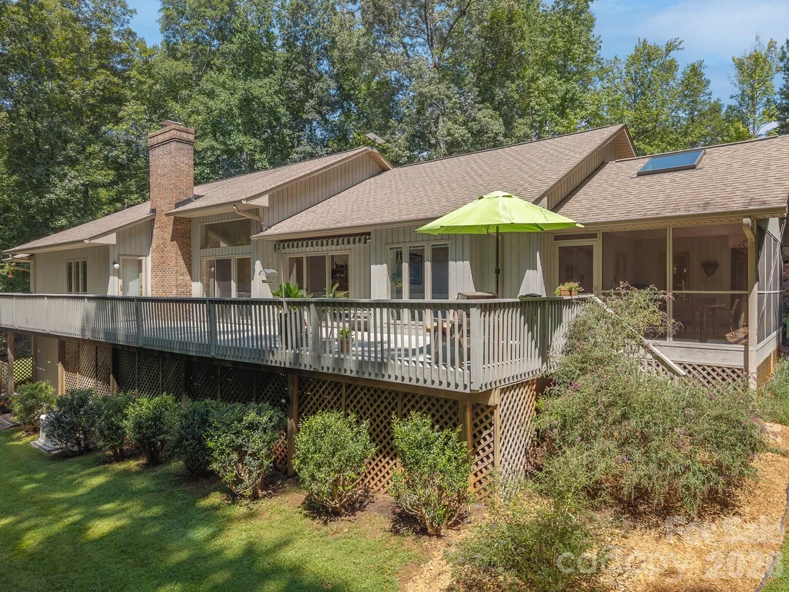 Photo of 5 Jackson Grove S