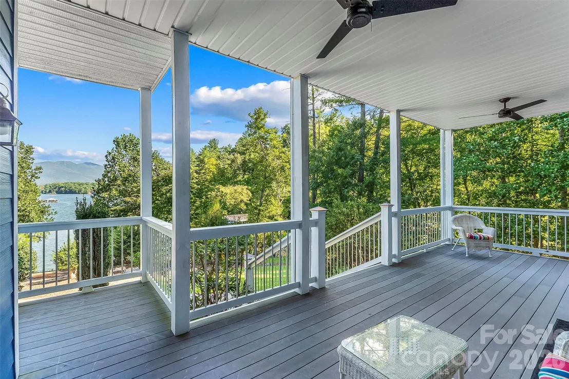 Photo of 705 Waters Edge Drive
