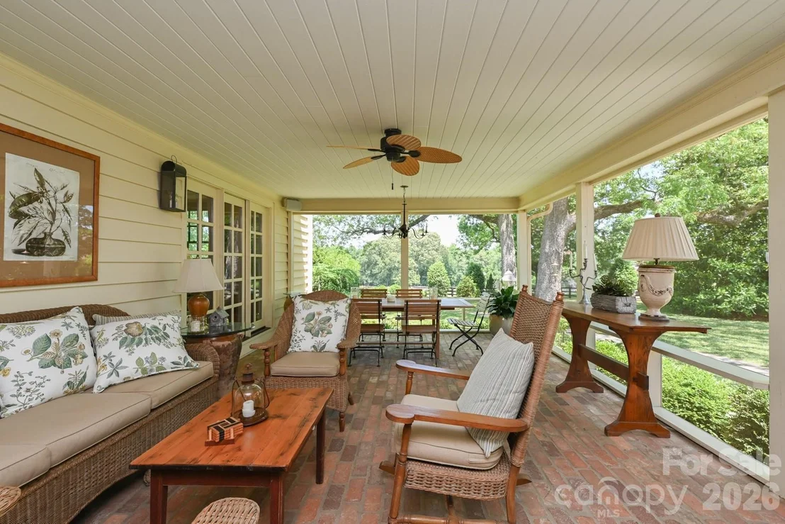 Photo of 835 Jackson Grove Road