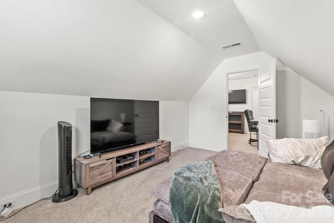 Photo of 1796 Cranwell Drive