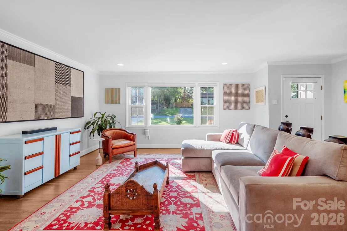 Photo of 5917 Doncaster Drive
