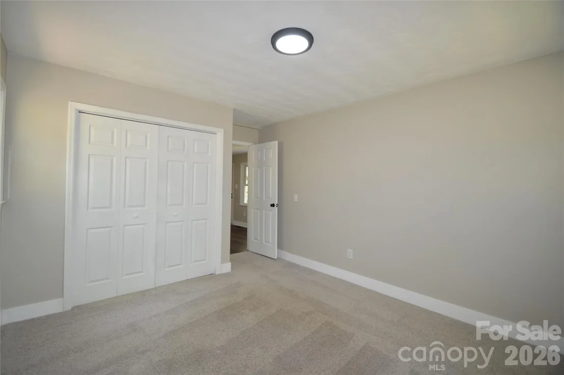 Photo of 191 Flat Rock Hill Road