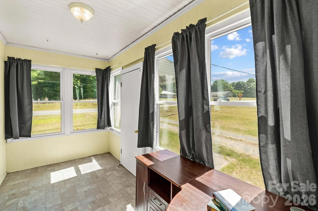 Photo of 3755 Bringle Ferry Road