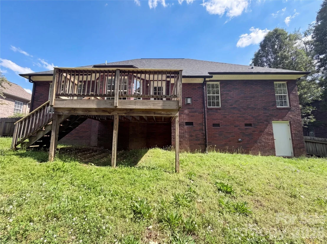Photo of 301 River Birch Circle