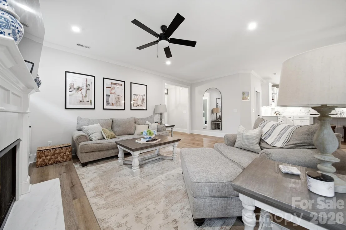 Photo of 531 Buckview Lane