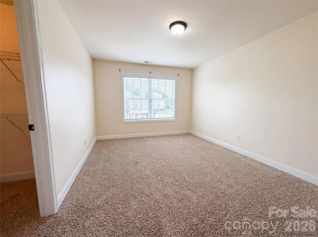 Photo of 2115 Eskridge Terrace