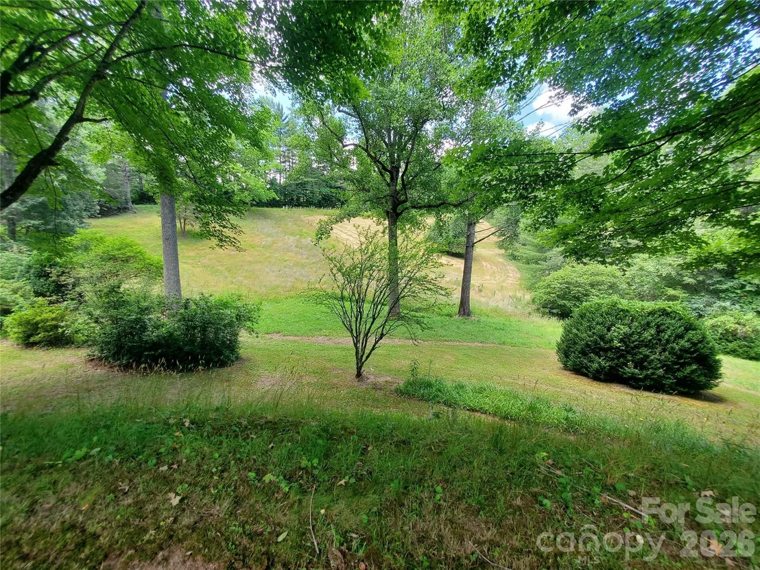 Photo of 886 Hanging Rock Road