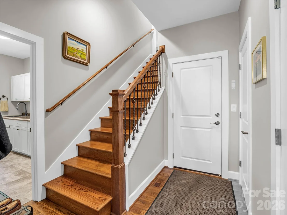 Photo of 930 Big Raven Lane