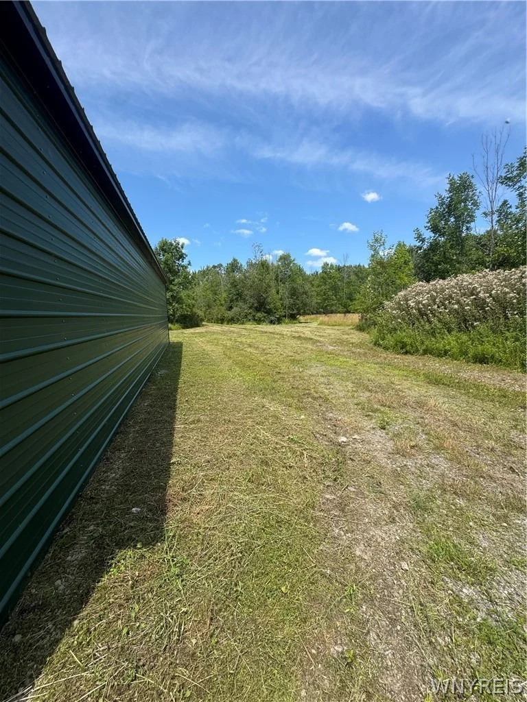 Photo of 7753 Moyer Road