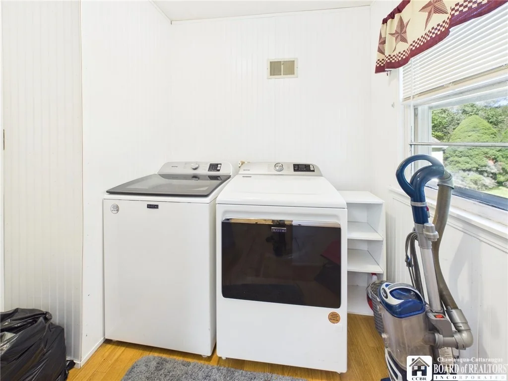 Photo of 1297 Kamery Road