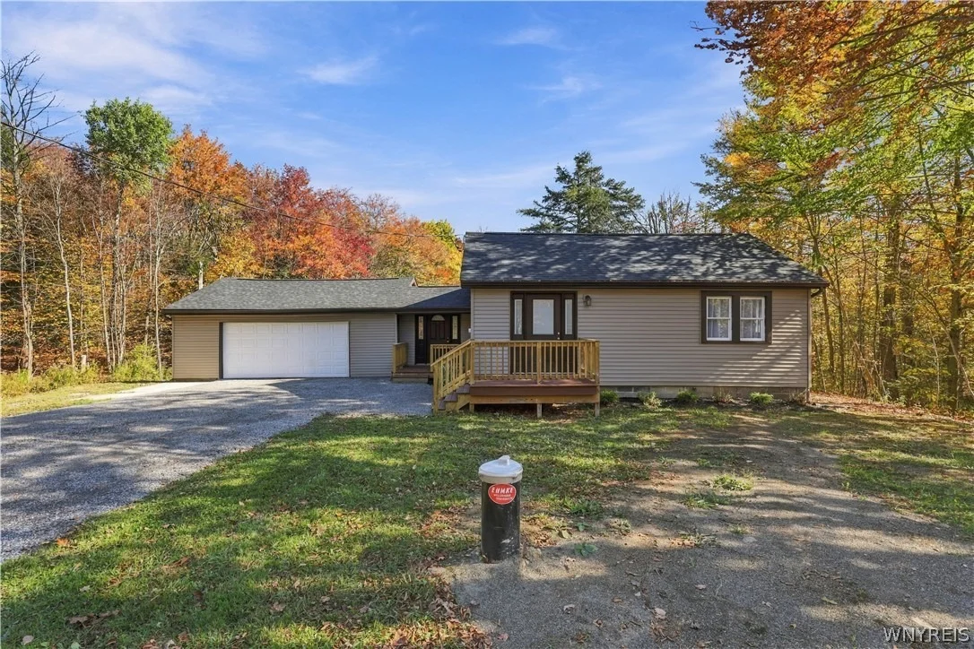 Photo of 8733 Phillips Road