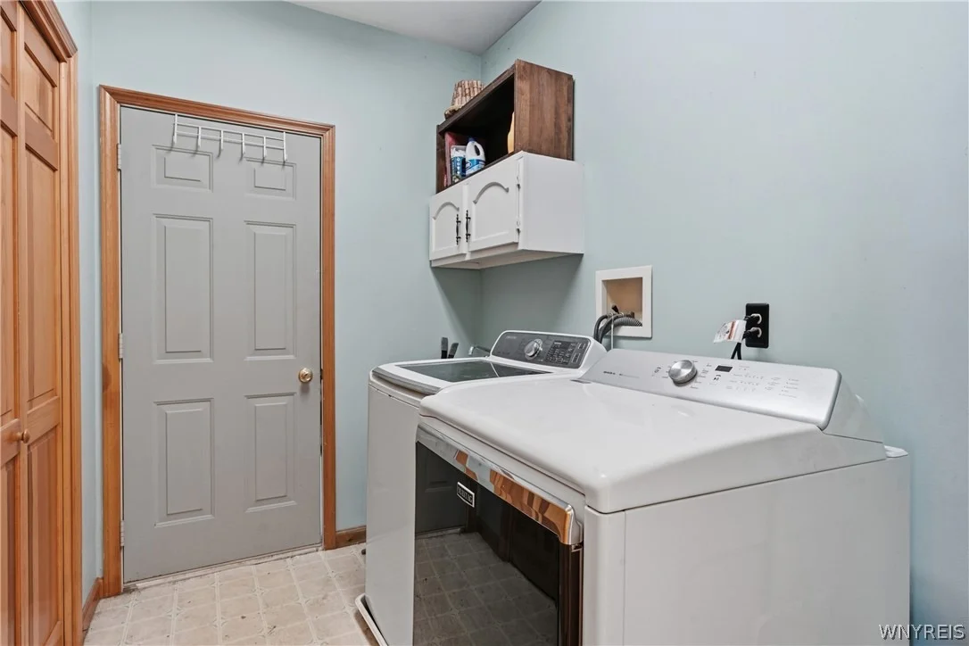Photo of 6876 Creekview Drive