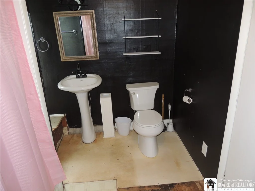 Photo of 572 Route 394
