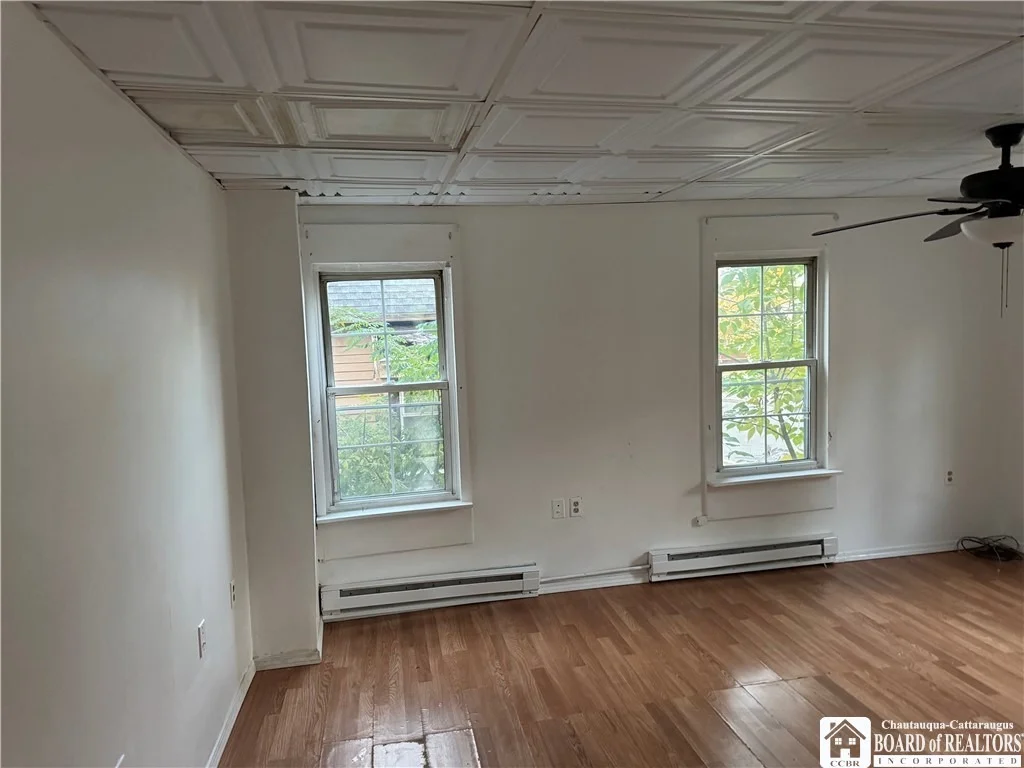 Photo of 230 Forest Avenue