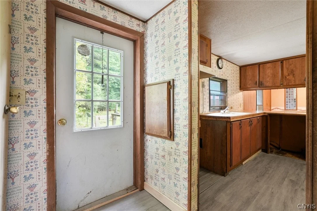 Photo of 8442 Halstead Road