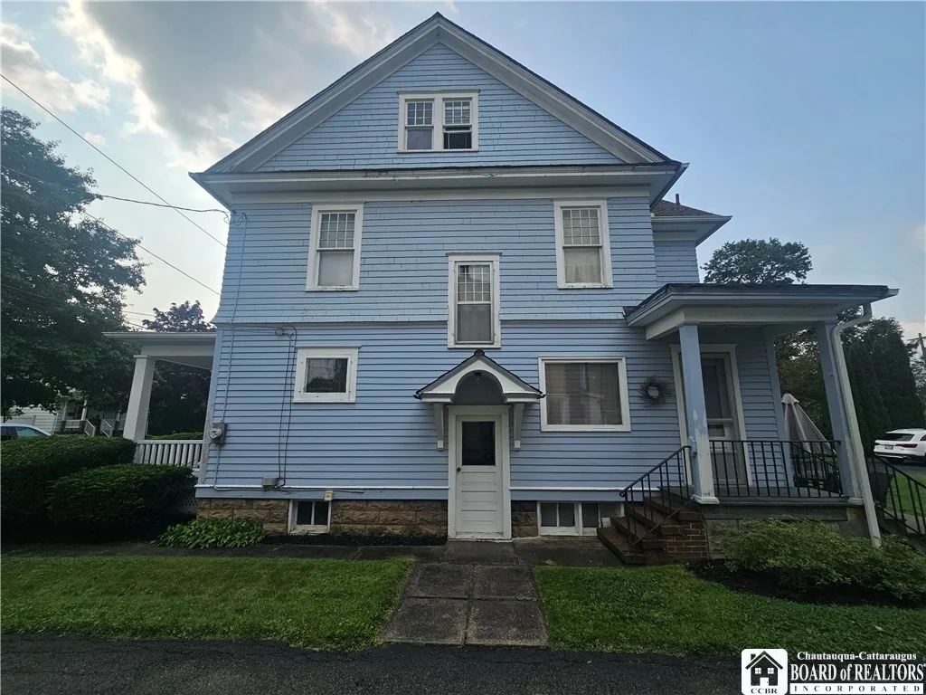 Photo of 115 N 10th Street
