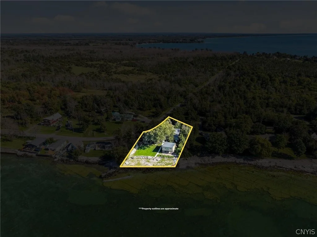 Photo of 11327 Rays Bay Rd